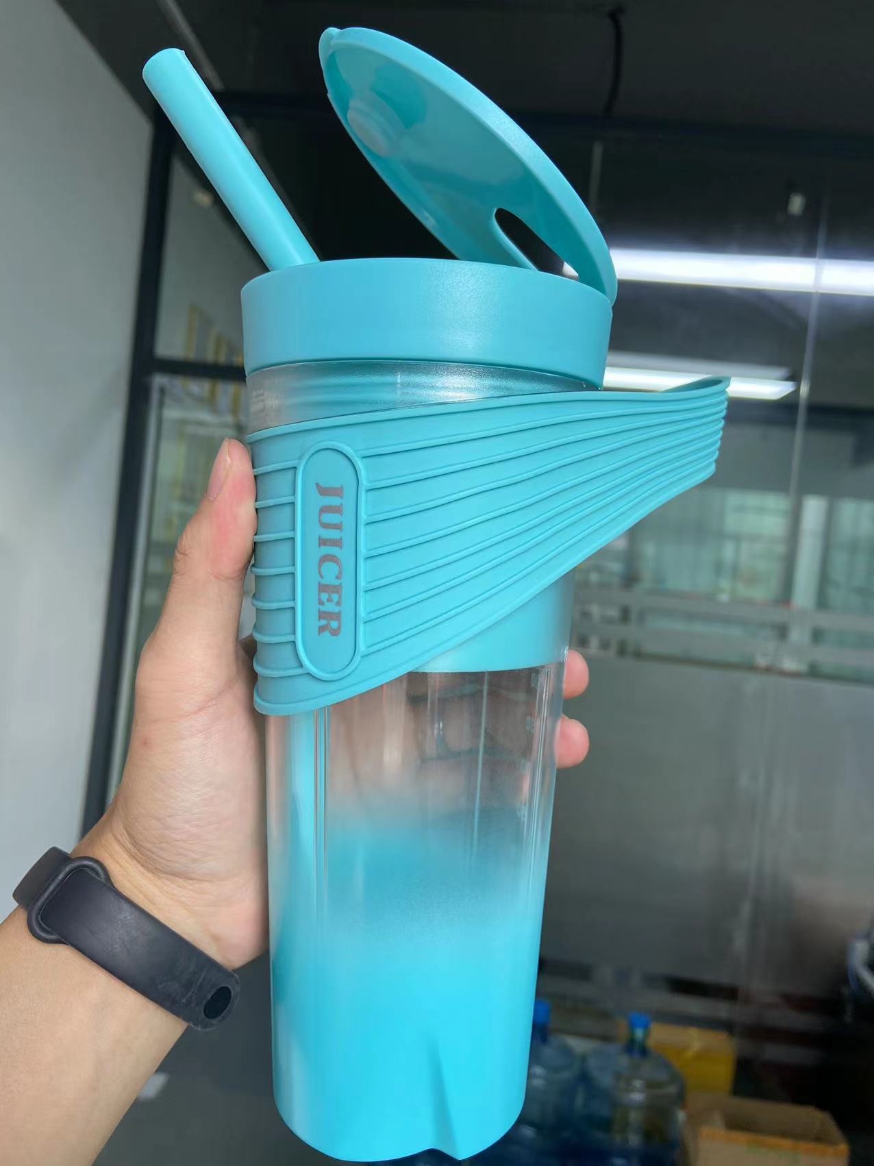 Amazon's new juicer, home mini portable multifunctional electric juicer cup juicer