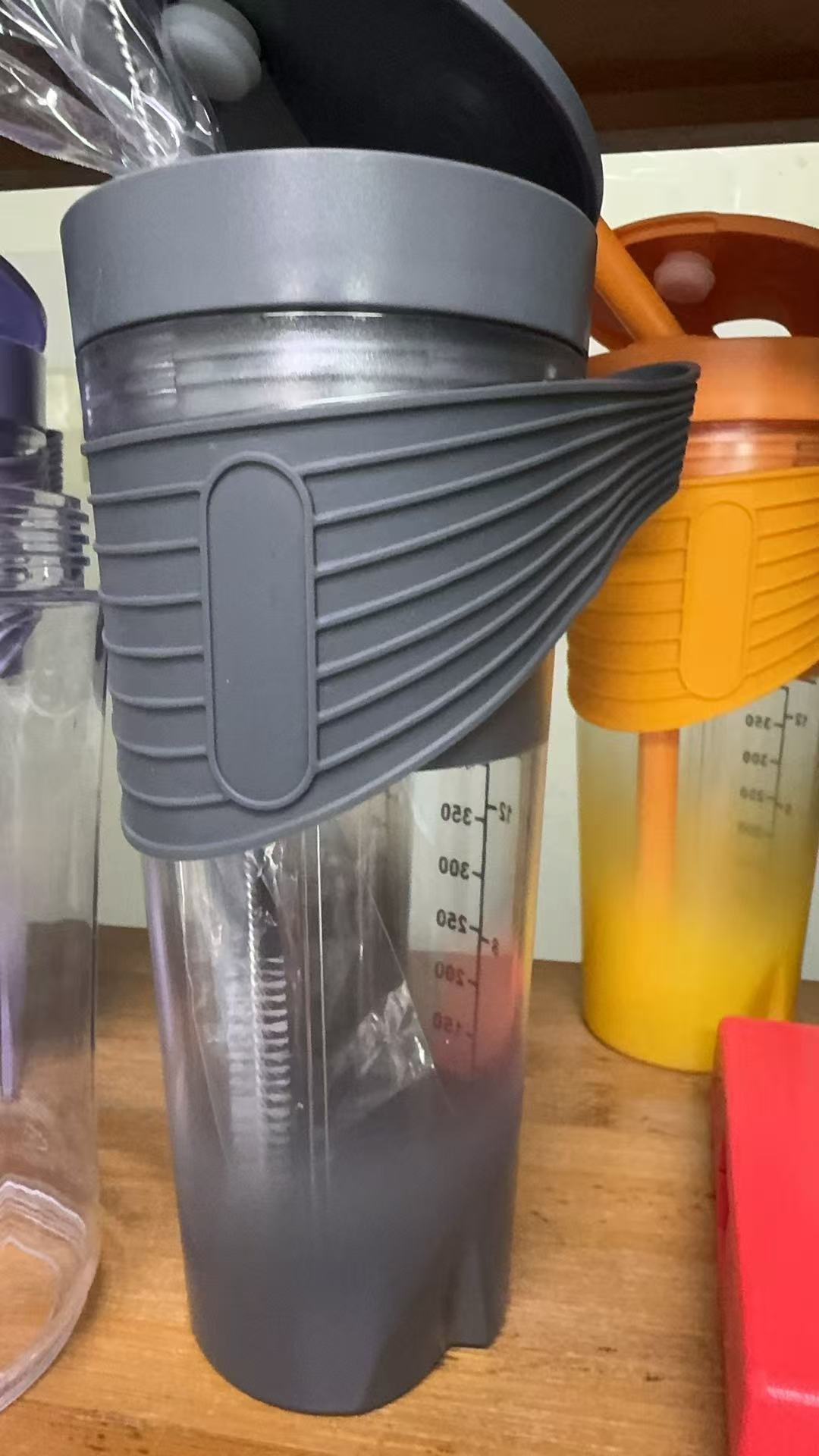 Amazon's new juicer, home mini portable multifunctional electric juicer cup juicer
